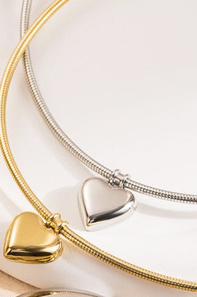 Lonely Necklace