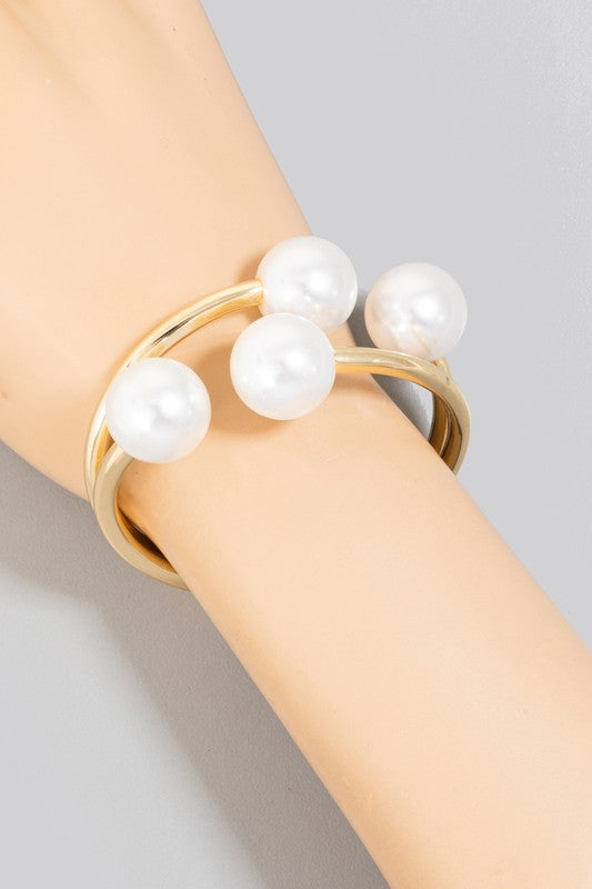 Pearls Gold Bracelet