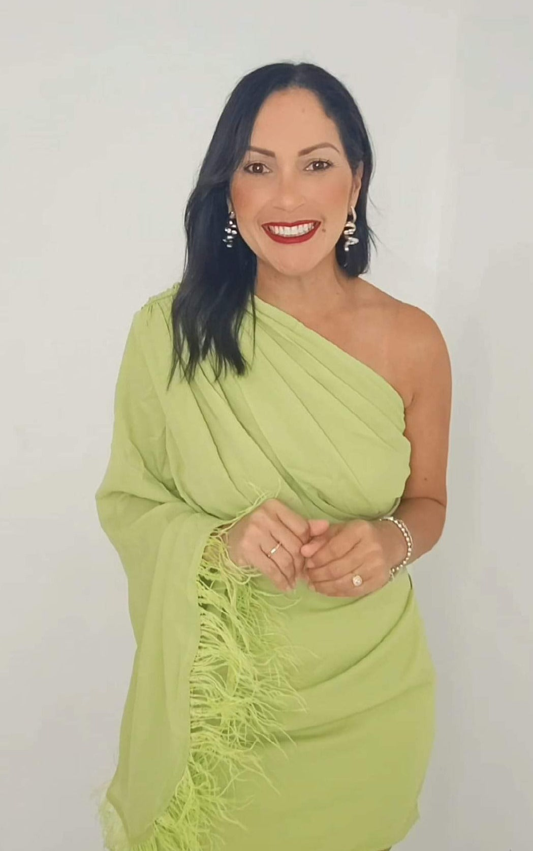 yellow vs green dress to impress DRESS TO IMPRESS but I can ONLY use GREEN
