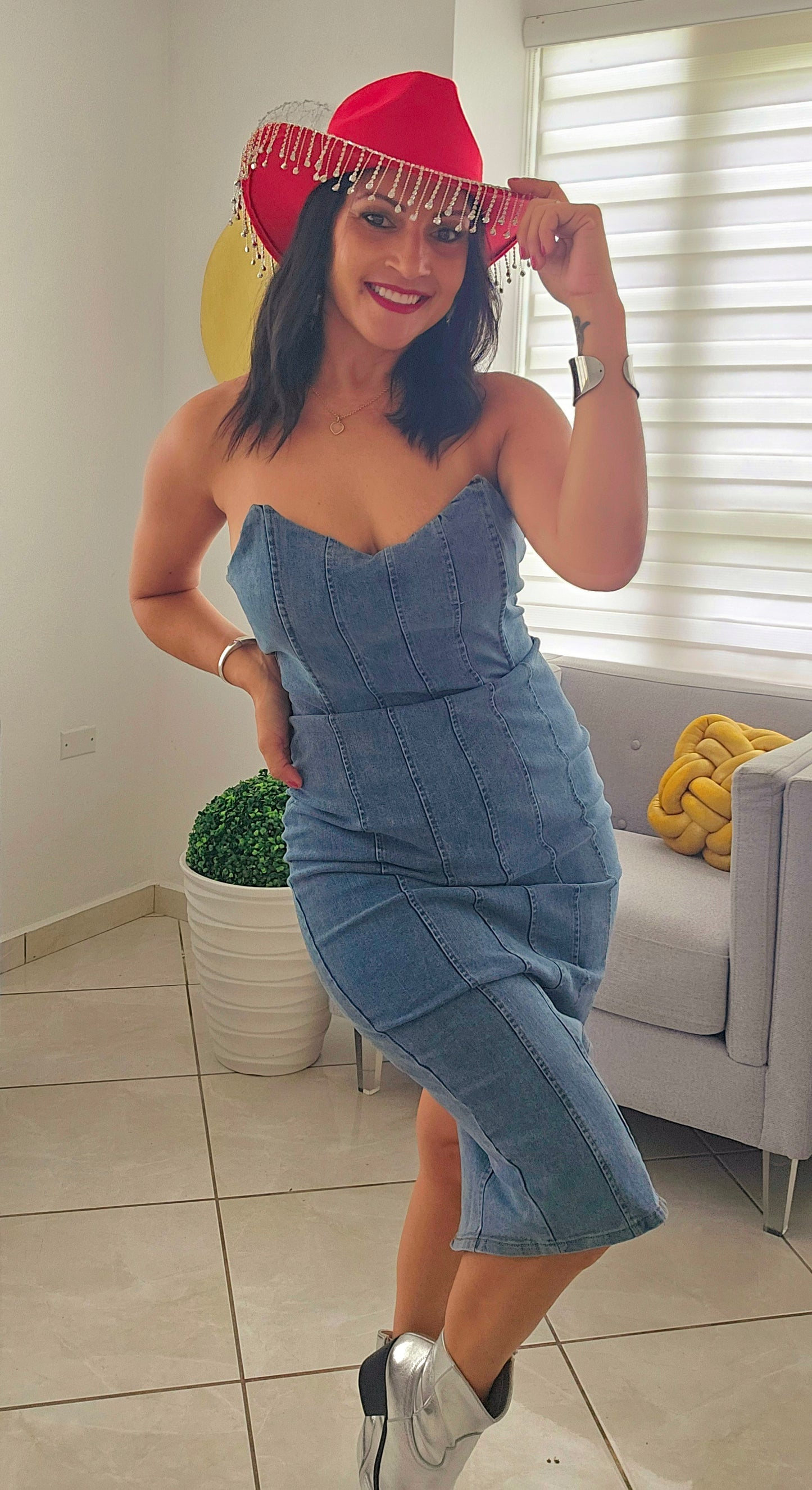 Because we love denim dress!