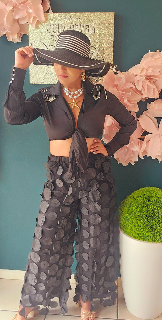 Wide Leg Accent Black Pant