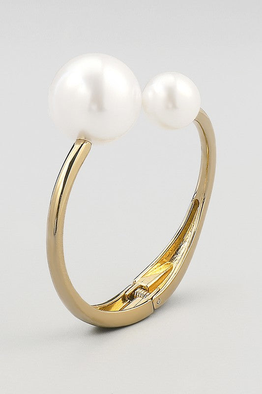 Chunky Pearls Bracelet