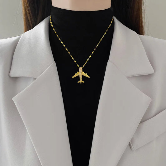 Airplacne Necklace Gold
