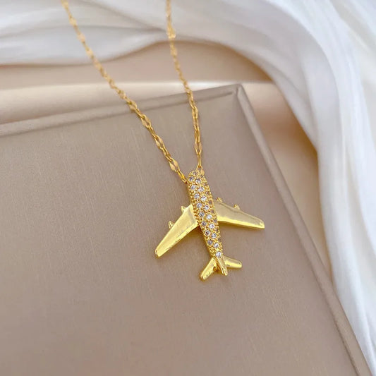 Airplacne Necklace Gold